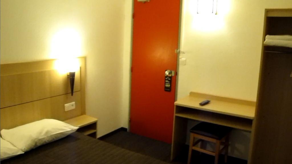 Hotel Class'Eco Courcouronnes ภายนอก รูปภาพ
