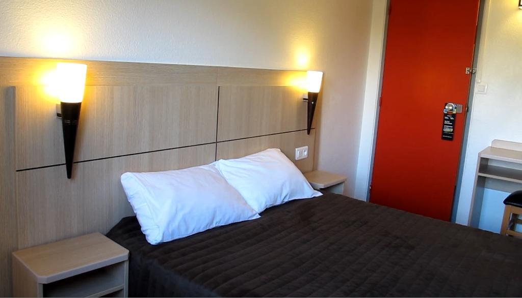 Hotel Class'Eco Courcouronnes ภายนอก รูปภาพ